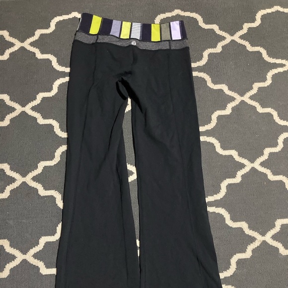 Lululemon yoga pants - Picture 1 of 5